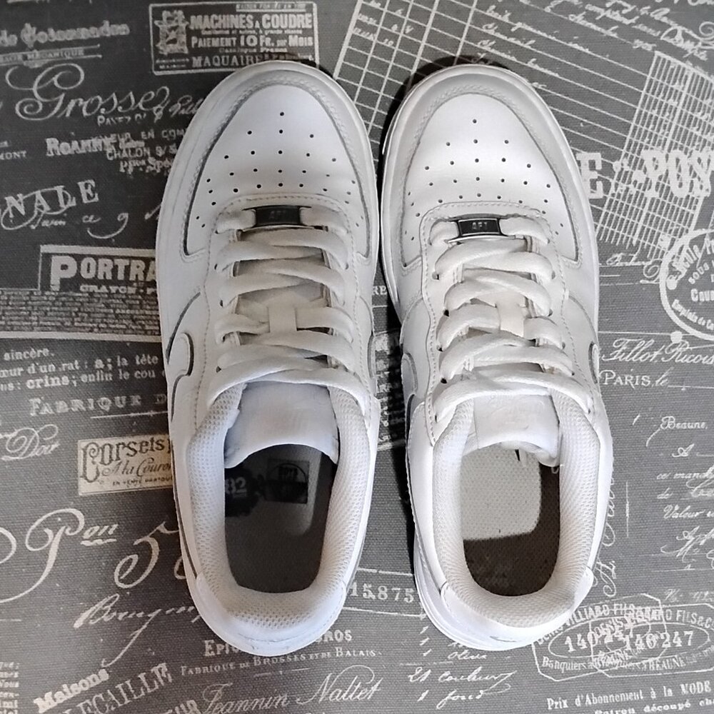 Kids Nike Air Force -1 Sneakers - Picture 4 of 5